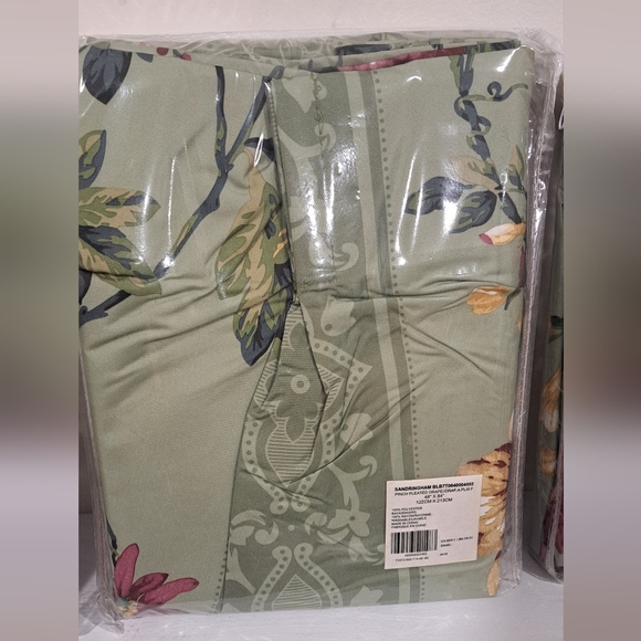 NIP- Sandringham Floral Room Darkening Cottagecore Pinch Pleat Drapes 48×84 In. - Picture 5 of 7